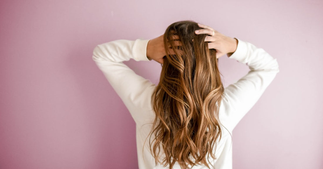 Cabello brillante, sano y fuerte gracias al colágeno hidrolizado | The Everyday Lab | beneficios del colágeno para el cabello crecimiento y fuerza